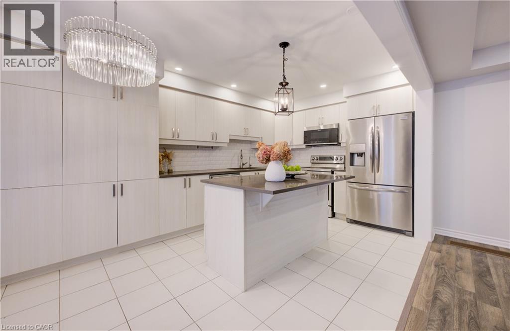 302 Jean Landing, Milton, Ontario  L9E 1C6 - Photo 13 - 40773415