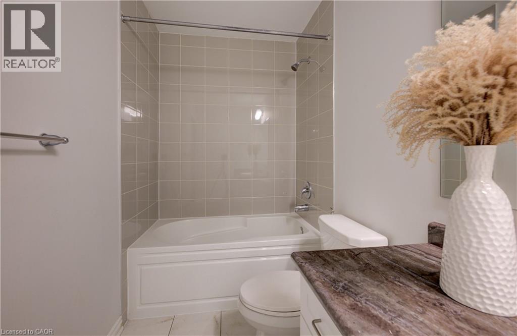 302 Jean Landing, Milton, Ontario  L9E 1C6 - Photo 26 - 40773415