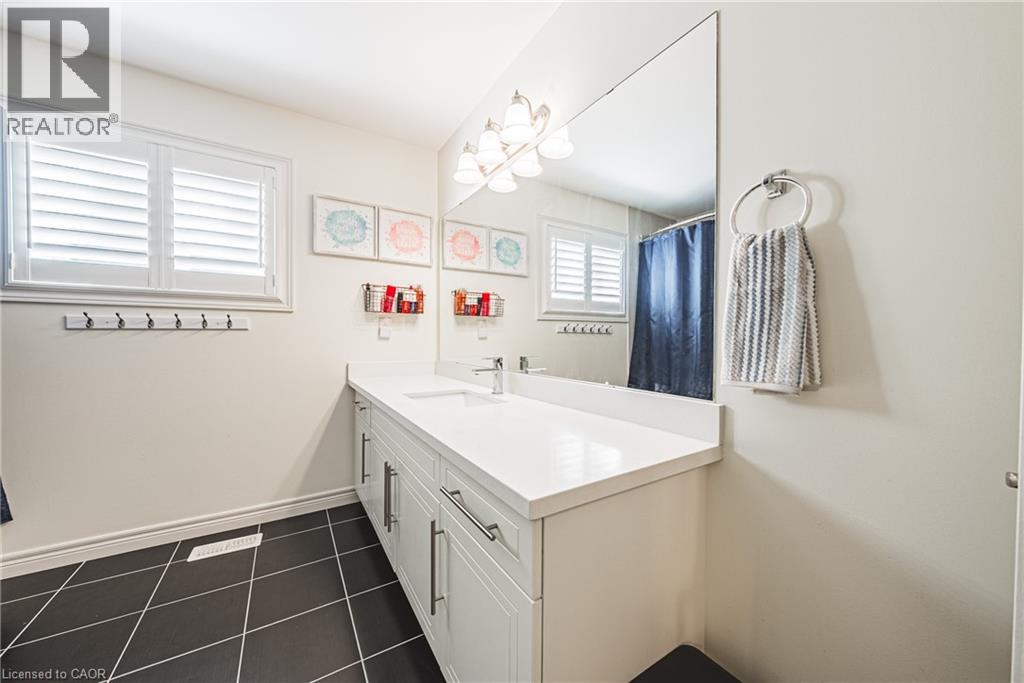 68 Kinsman Drive, Binbrook, Ontario  L0R 1C0 - Photo 32 - 40779500