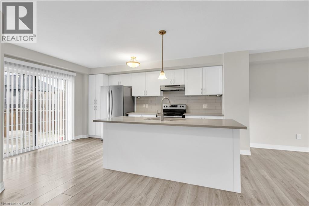 35 Sportsman Hill Street, Kitchener, Ontario  N2P 0J2 - Photo 4 - 40785942