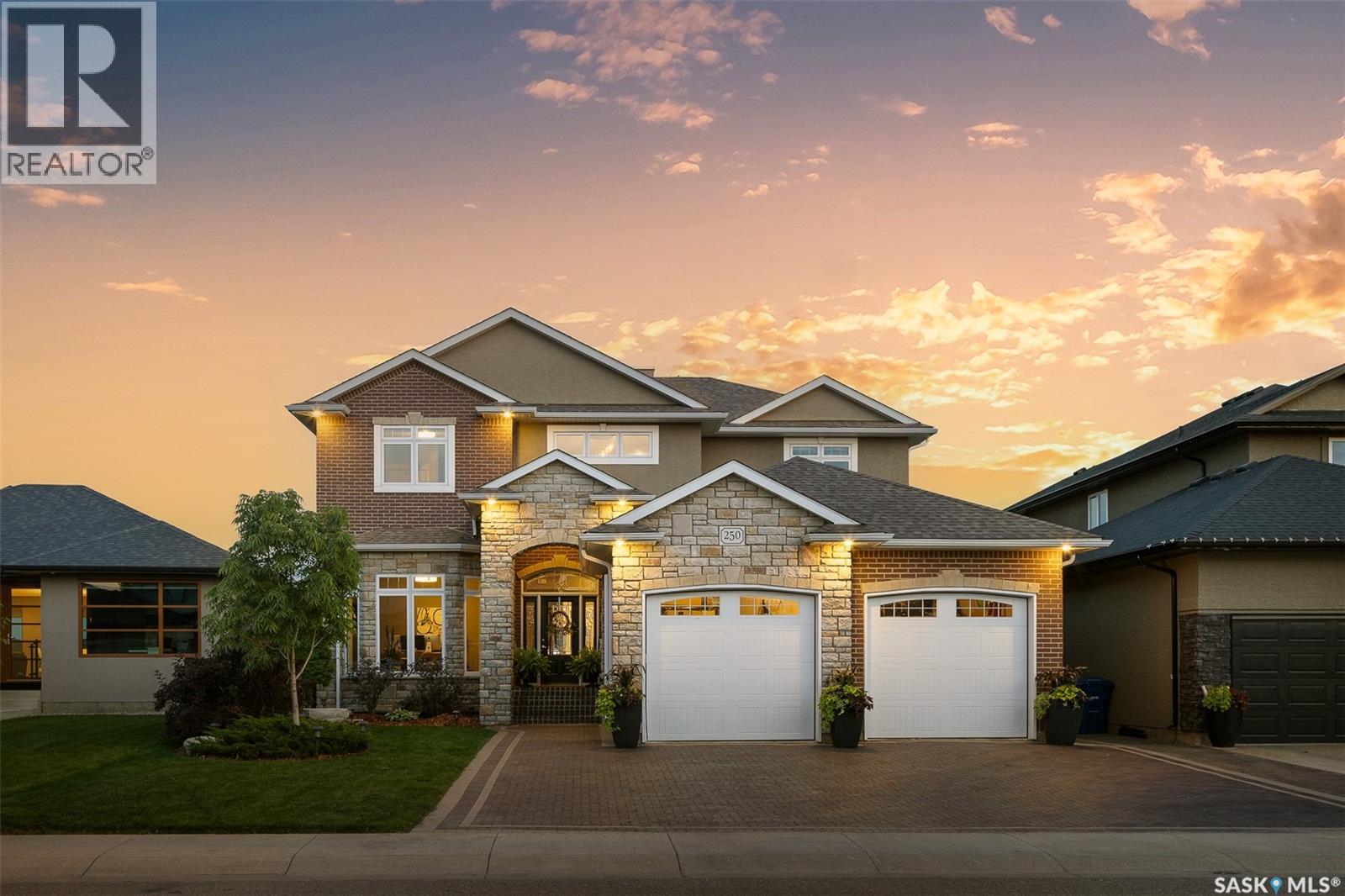 250 Whalley Crescent, Saskatoon, Saskatchewan  S7T 0E6 - Photo 1 - SK024226