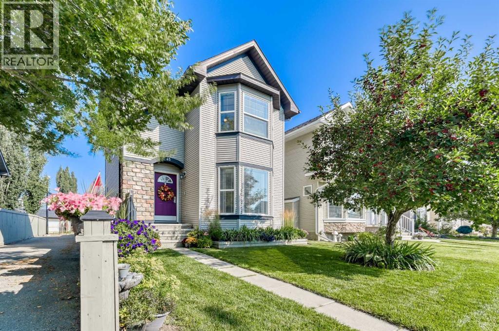 45 Cranberry Square, Calgary, Alberta  T3M 1J5 - Photo 2 - A2250737