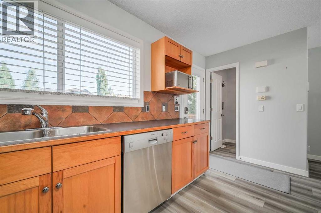 45 Cranberry Square, Calgary, Alberta  T3M 1J5 - Photo 12 - A2250737