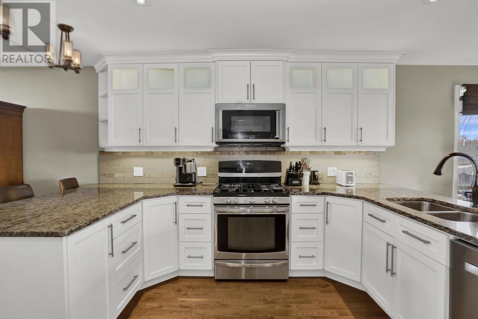 524 Fireweed Bay, Thunder Bay, Ontario  P7G 0A6 - Photo 11 - TB253434