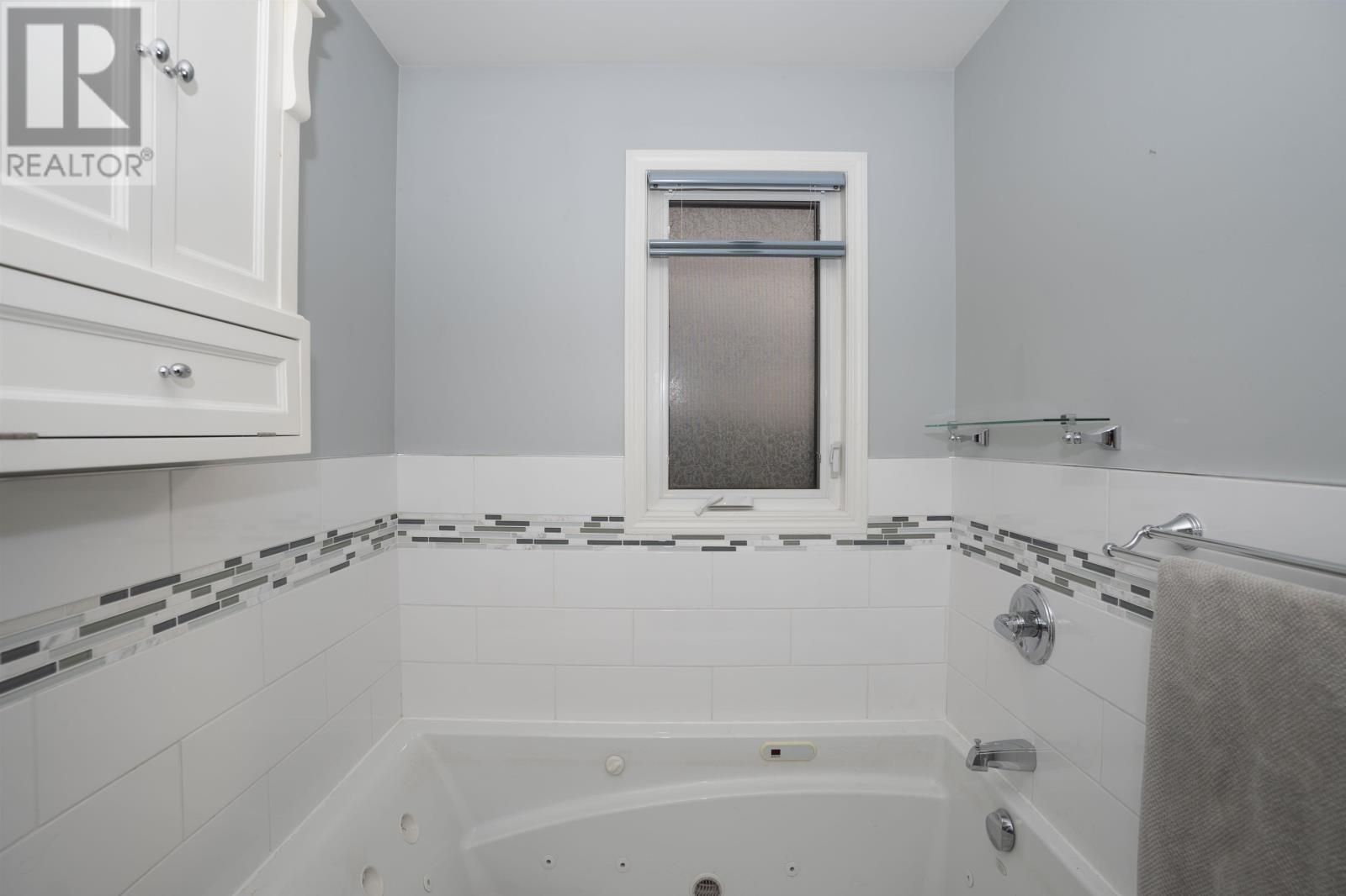 524 Fireweed Bay, Thunder Bay, Ontario  P7G 0A6 - Photo 20 - TB253434