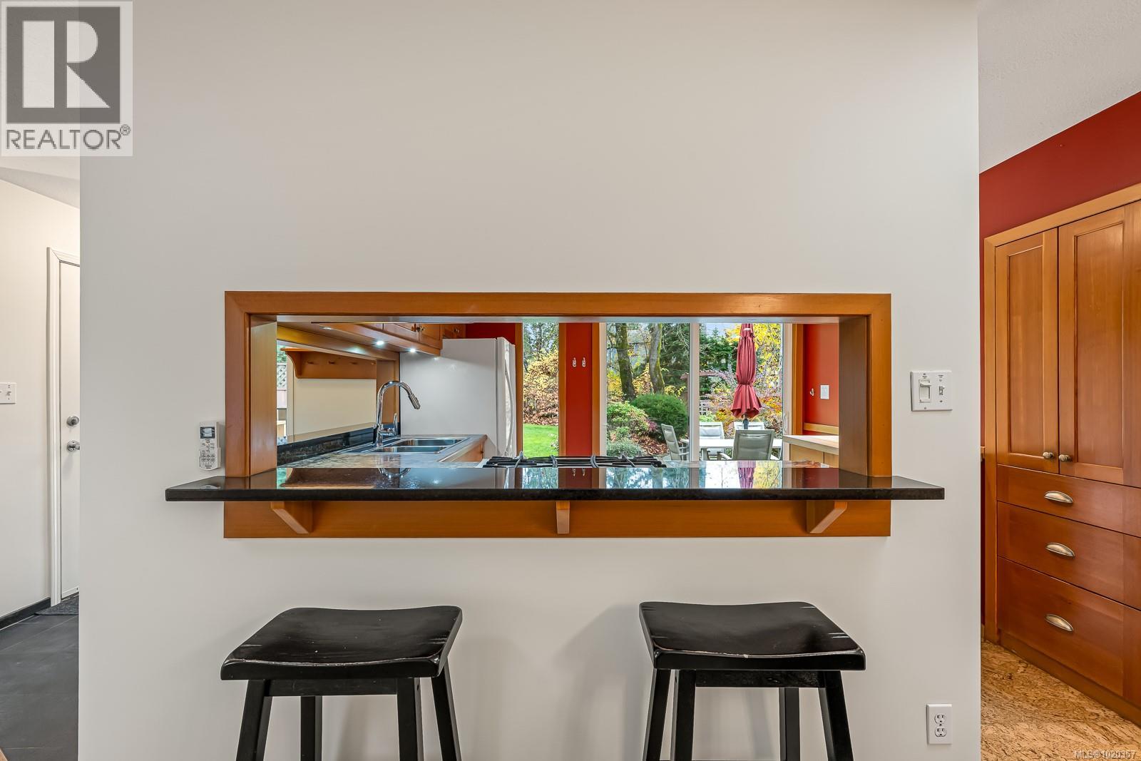 B 379 Willemar Ave, Courtenay, British Columbia  V9N 3L3 - Photo 31 - 1020357