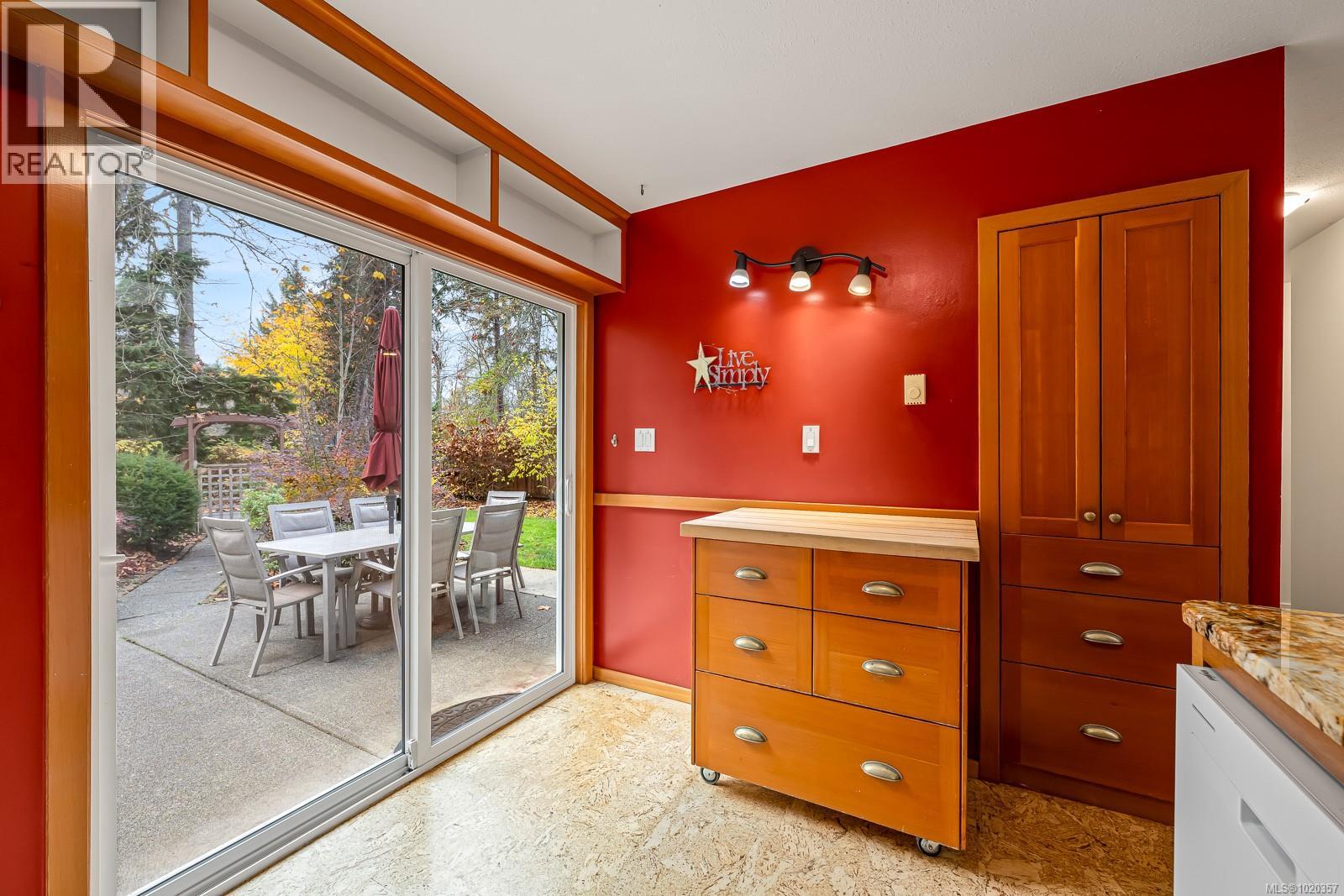 B 379 Willemar Ave, Courtenay, British Columbia  V9N 3L3 - Photo 25 - 1020357