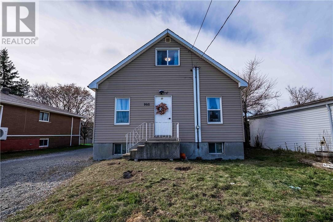 901 Miller, Sudbury, Ontario  P3A 2W9 - Photo 2 - 2125664