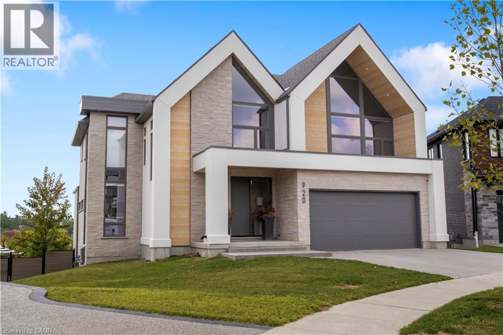 920 Thomas Pedder Court, Kitchener, Ontario  N2P 0C2 - Photo 2 - 40773207