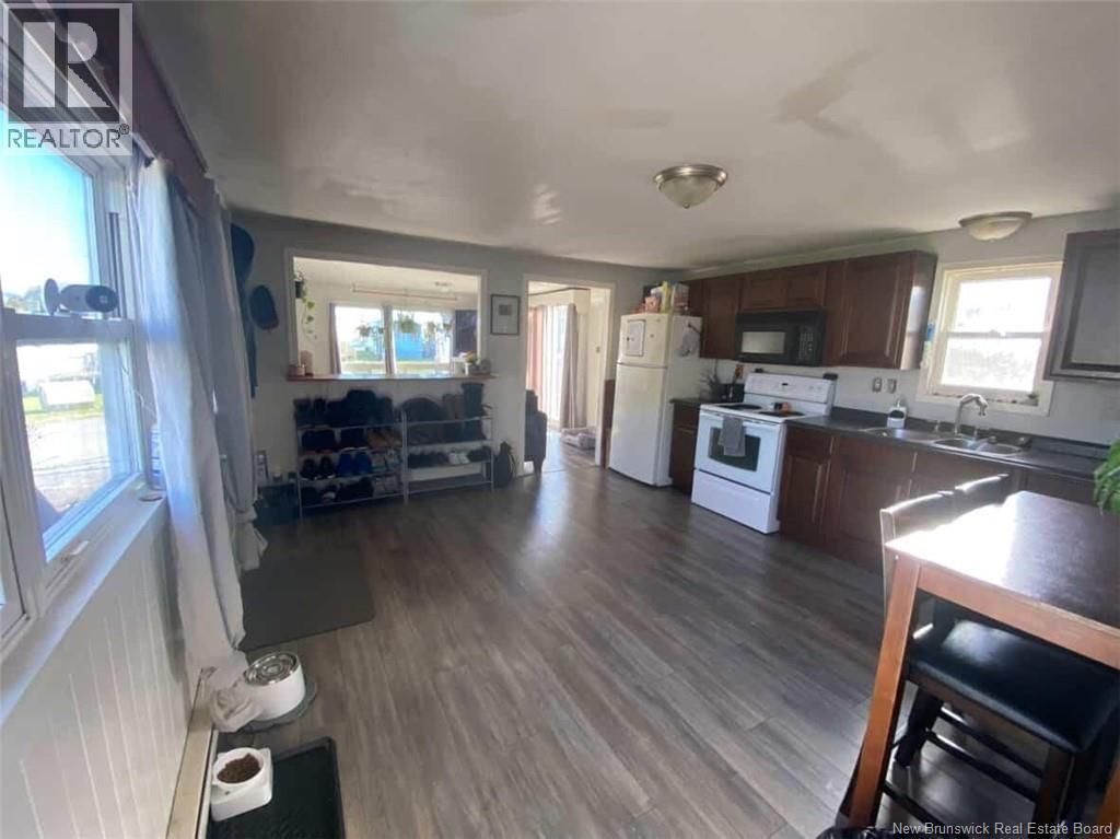 20 Orchid, Saint John, New Brunswick  E2M 5N7 - Photo 5 - NB130218