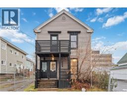 105-105 1/2 High Street