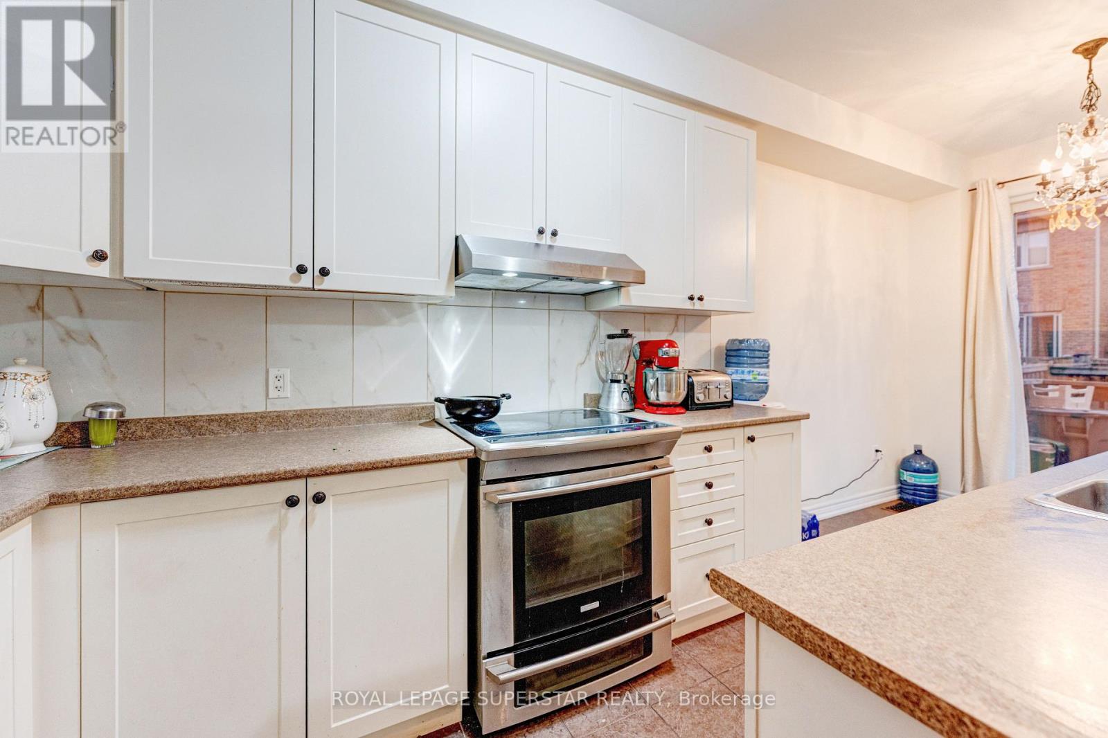 22 Merrickville Way, Brampton, Ontario  L6Y 0V5 - Photo 13 - W12544418