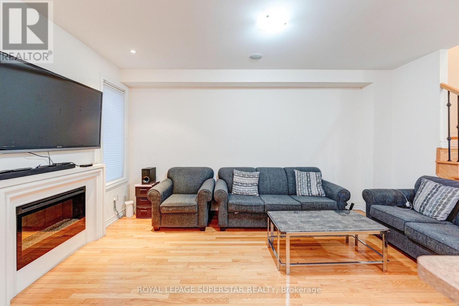 22 Merrickville Way, Brampton, Ontario  L6Y 0V5 - Photo 10 - W12544418