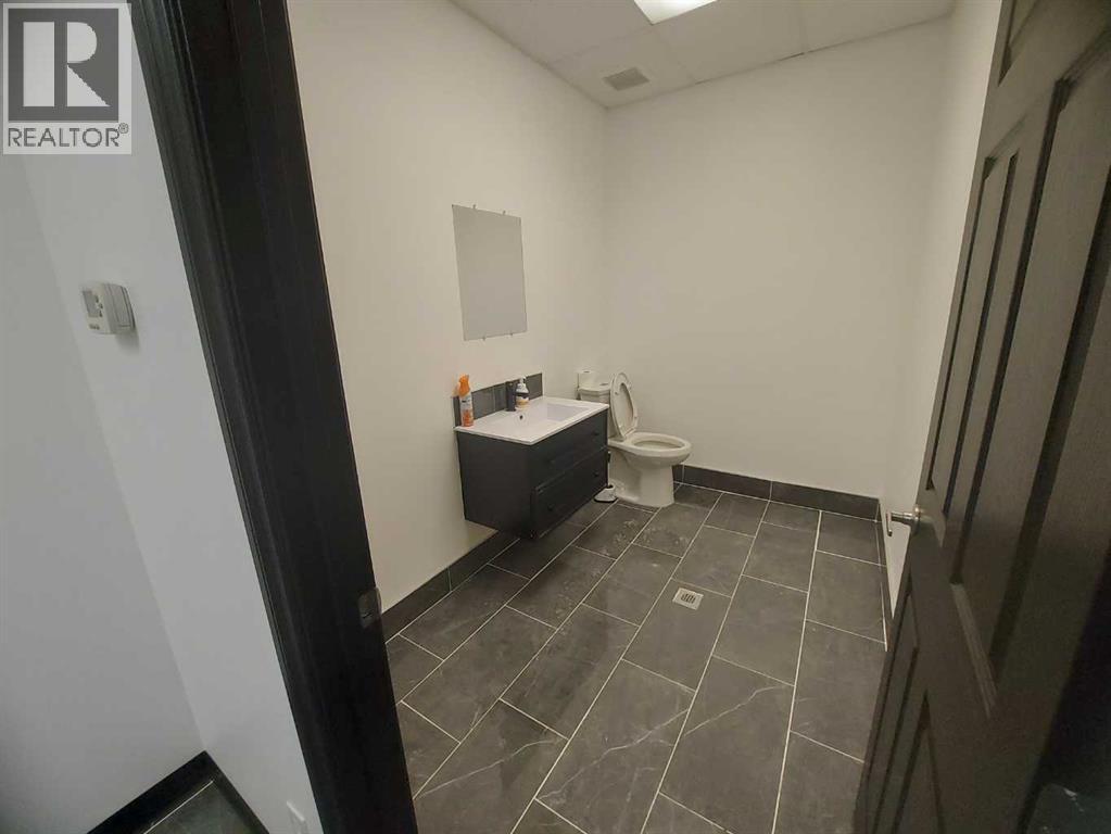 1, 4418 50 Avenue, Red Deer, Alberta  T4N 3Z6 - Photo 12 - A2237745