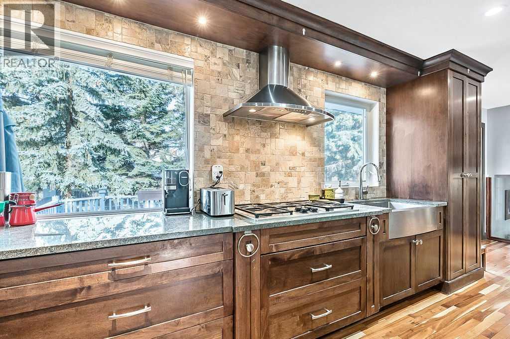 804 Varsity Estates Place Nw, Calgary, Alberta  T3B 3X3 - Photo 10 - A2270083