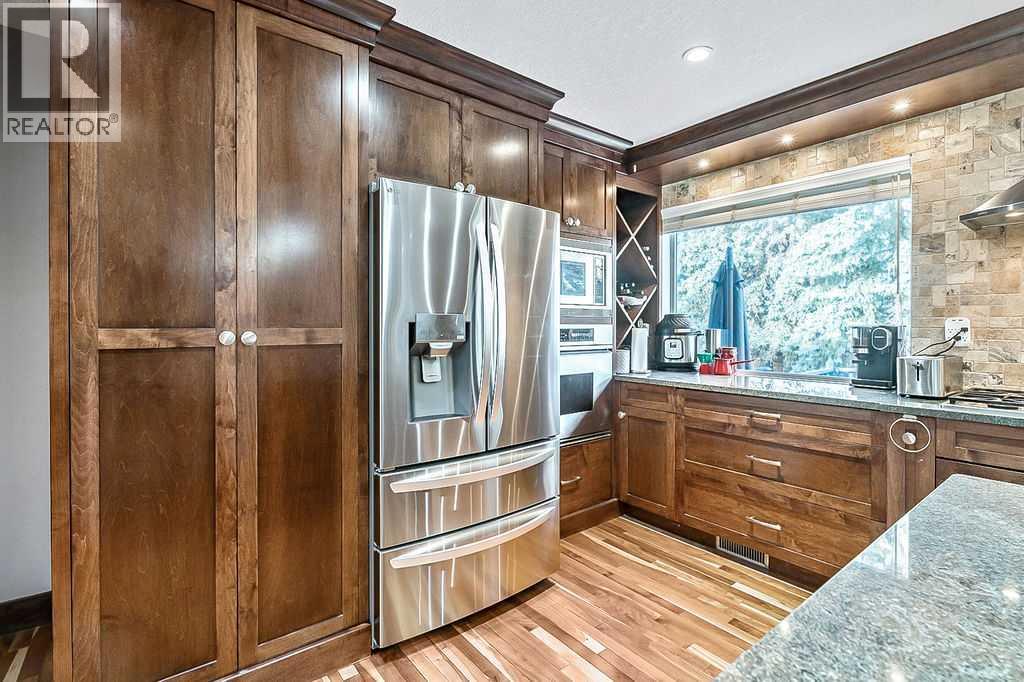 804 Varsity Estates Place Nw, Calgary, Alberta  T3B 3X3 - Photo 9 - A2270083