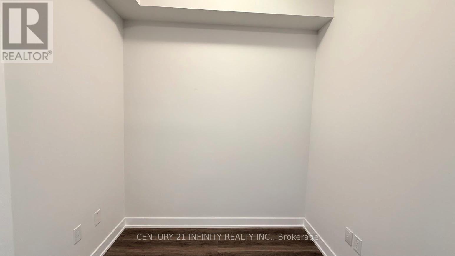 3102 - 4130 Parkside Village Drive, Mississauga, Ontario  L5B 3M8 - Photo 4 - W12553932