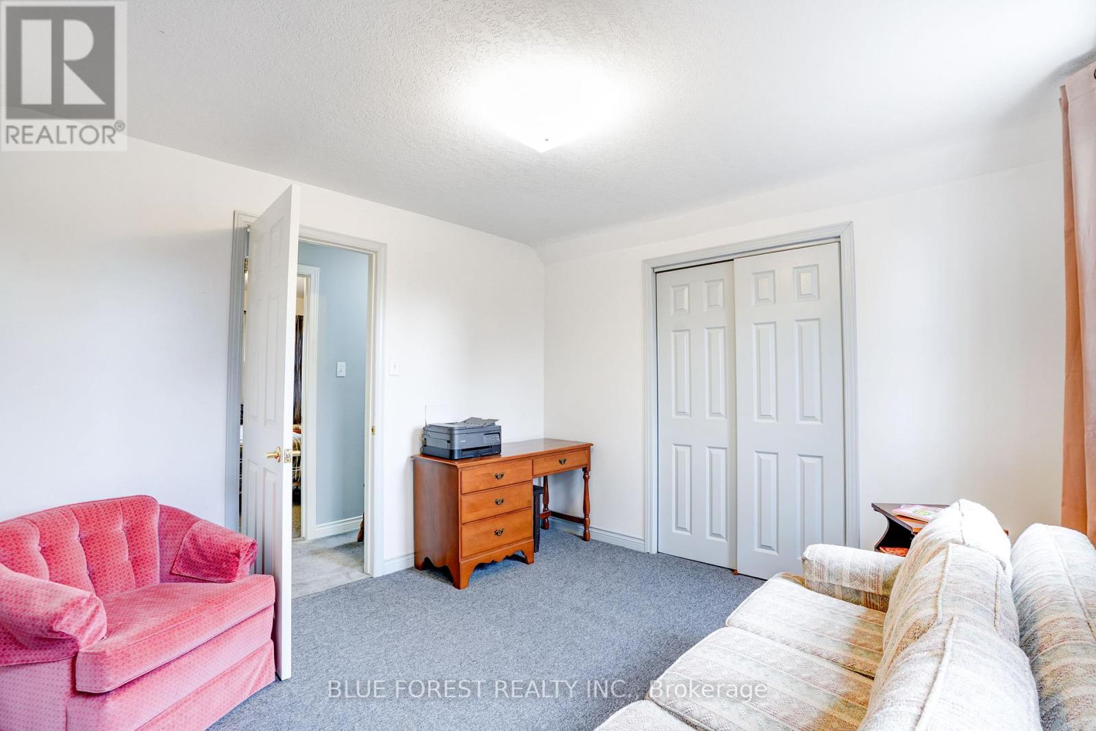 210 Jane Street, West Elgin, Ontario  N0L 2C0 - Photo 28 - X12553886