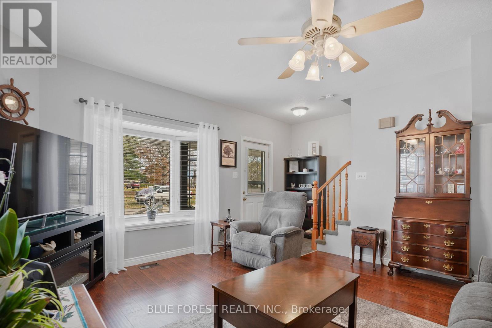 210 Jane Street, West Elgin, Ontario  N0L 2C0 - Photo 8 - X12553886