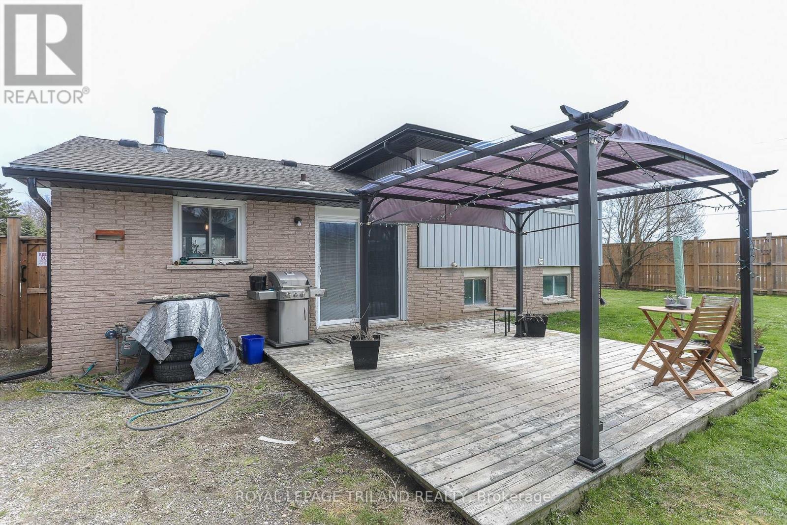 139 Coulter Ave Avenue, Central Elgin, Ontario  N5R 5A6 - Photo 32 - X12553890