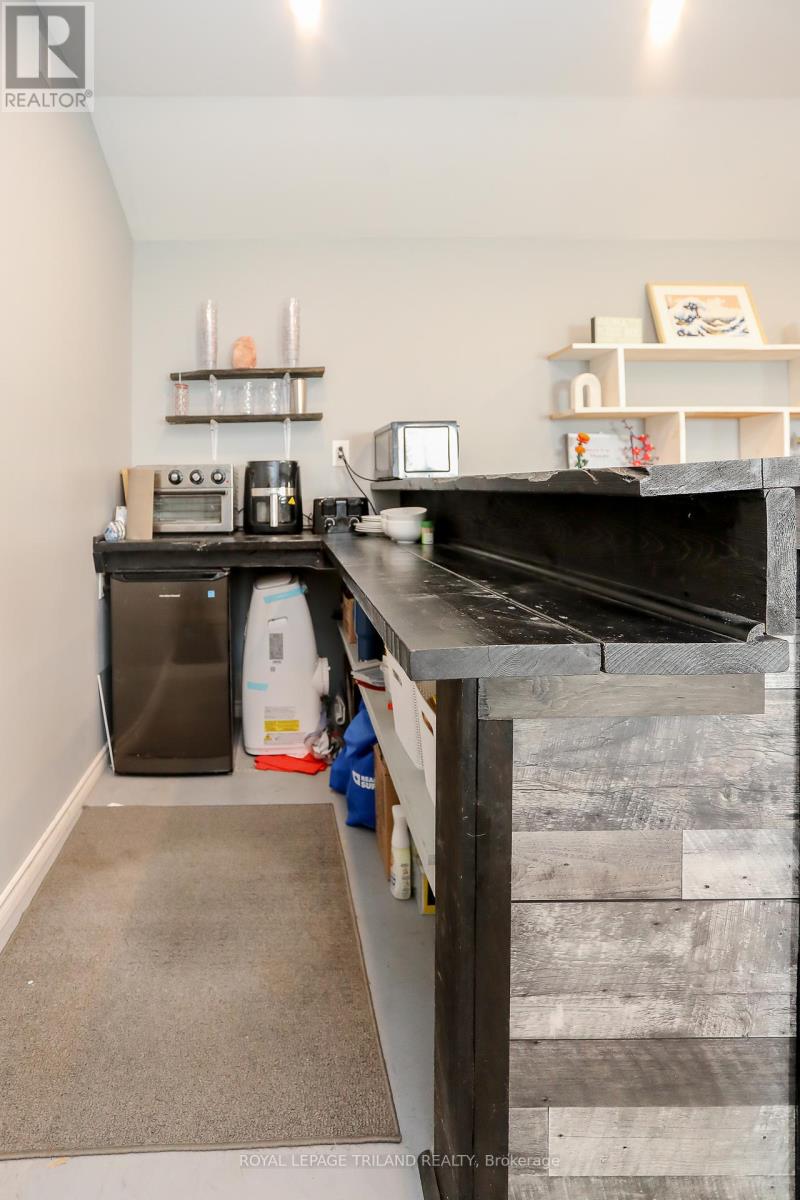 139 Coulter Ave Avenue, Central Elgin, Ontario  N5R 5A6 - Photo 37 - X12553890