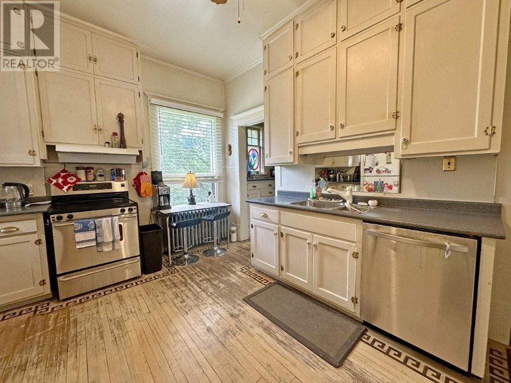 43 Summit Ave, Thunder Bay, Ontario  P7B 3N7 - Photo 13 - TB252111