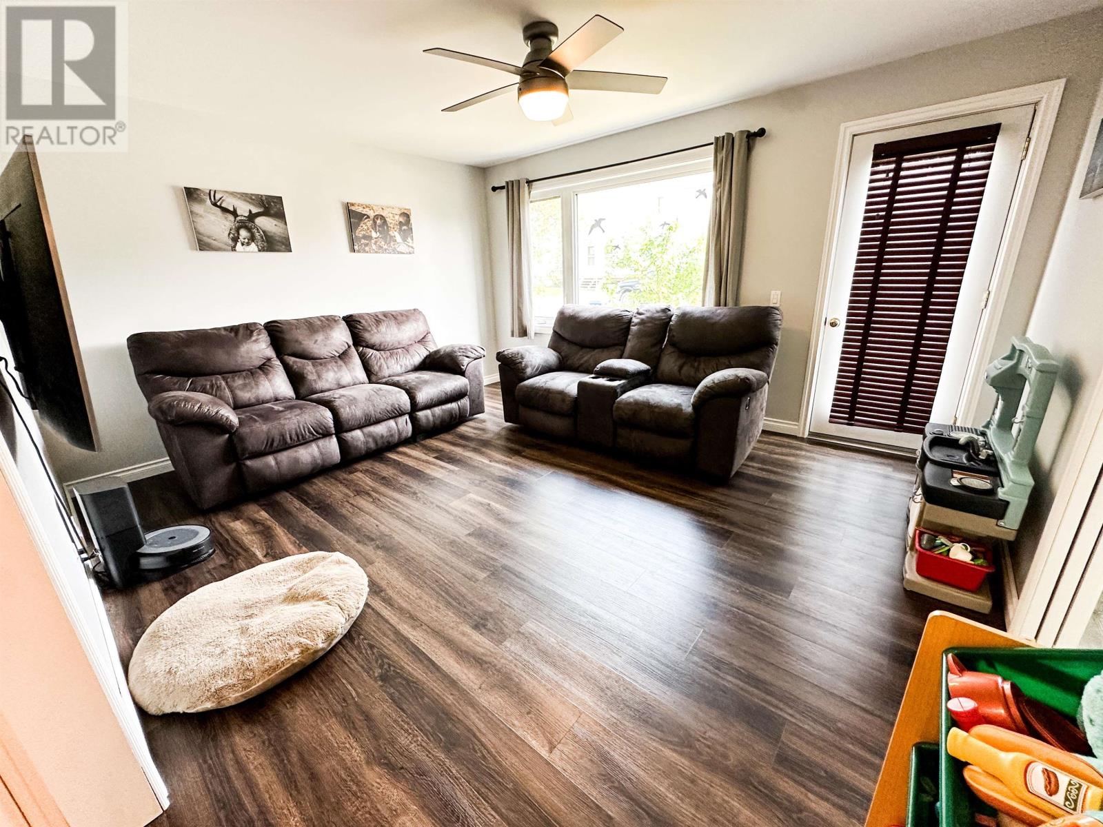 22 William St, Cochenour, Ontario  P0V 1L0 - Photo 4 - TB252351