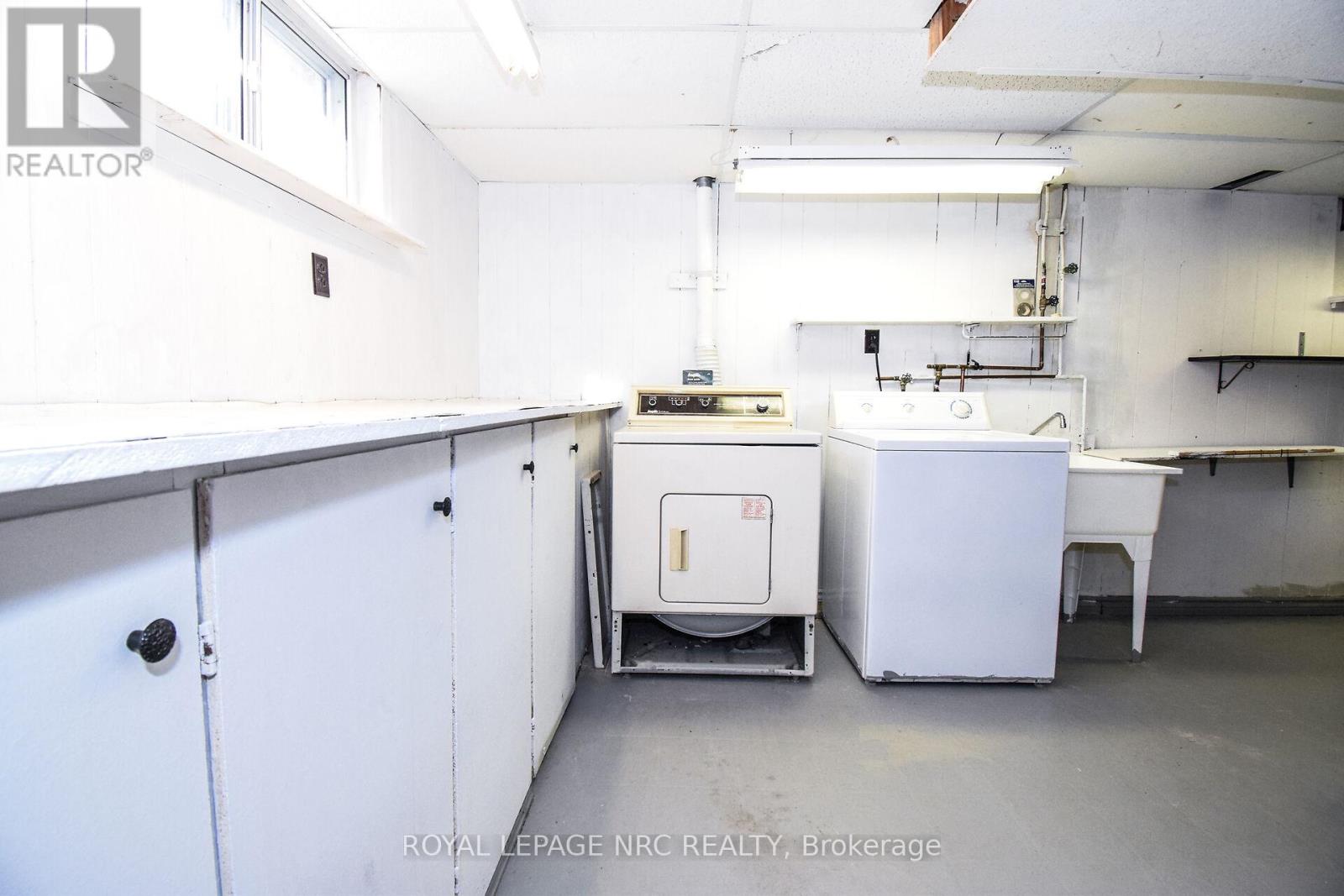 13 Westmount Crescent, Welland, Ontario  L3C 2S5 - Photo 34 - X12532358