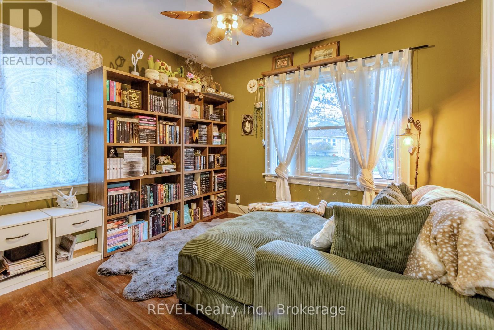 6263 Dawlish Avenue, Niagara Falls, Ontario  L2G 4J7 - Photo 10 - X12553950