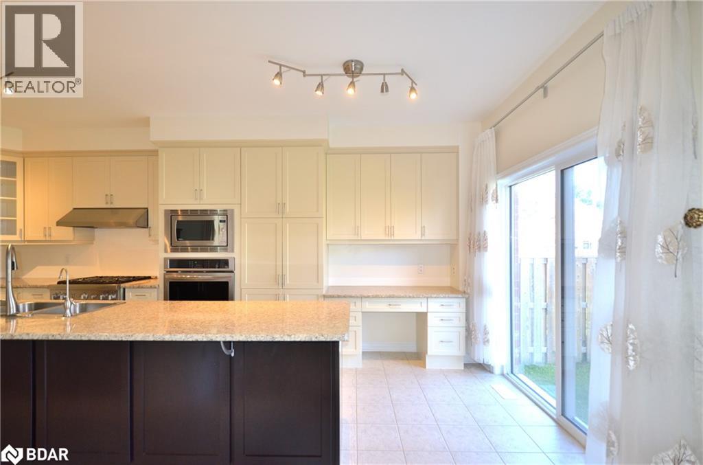 15 Forsyth Crescent, Barrie, Ontario  L4N 5K4 - Photo 11 - 40788928