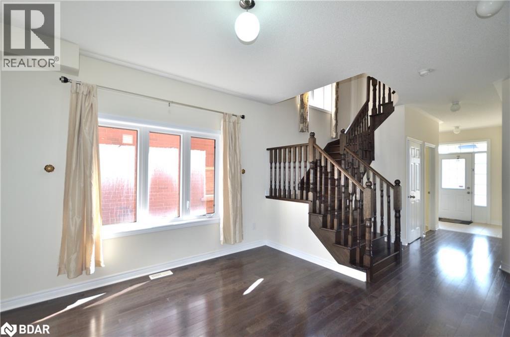 15 Forsyth Crescent, Barrie, Ontario  L4N 5K4 - Photo 2 - 40788928