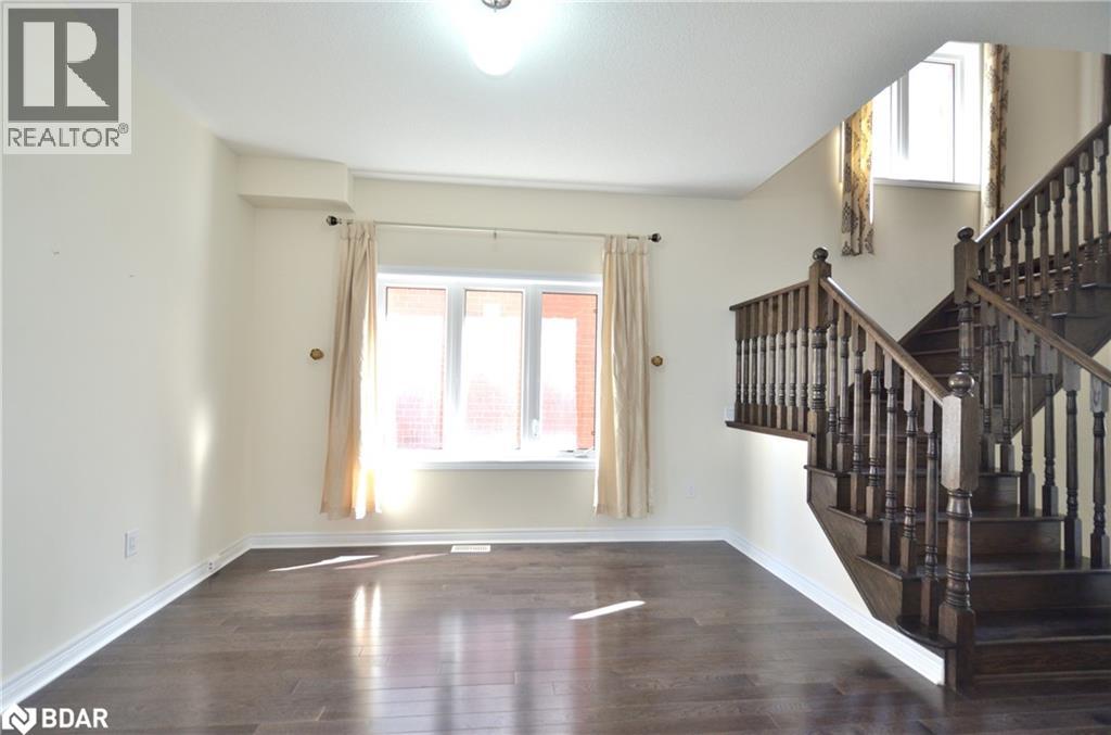 15 Forsyth Crescent, Barrie, Ontario  L4N 5K4 - Photo 3 - 40788928