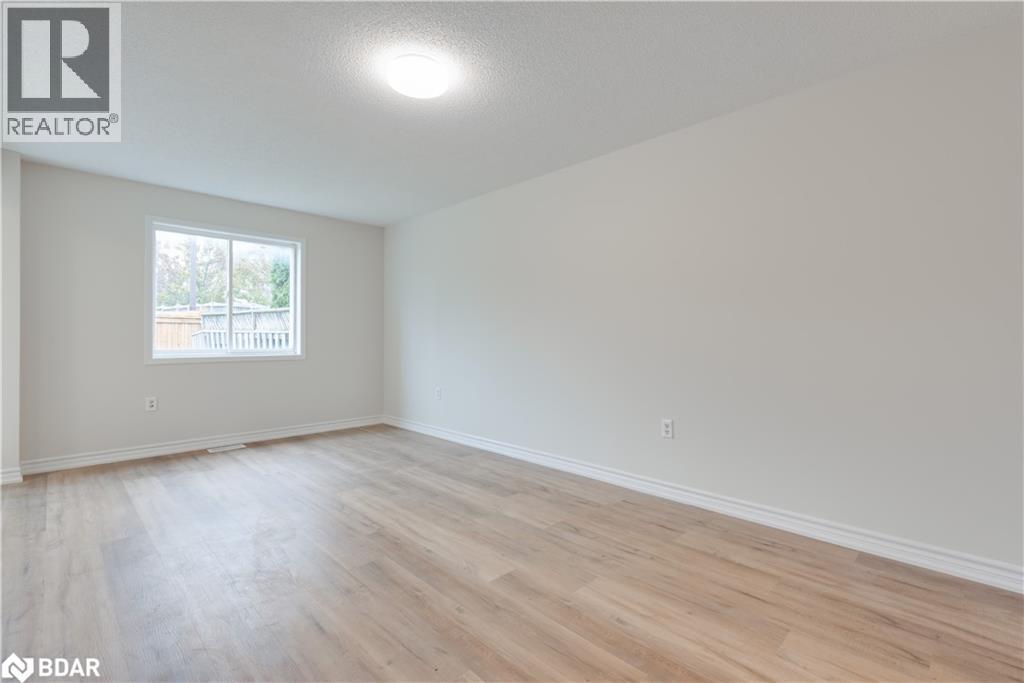 57 Lee Crescent, Barrie, Ontario  L4N 9Z1 - Photo 7 - 40788414