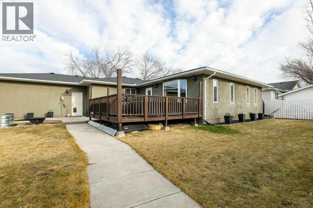 562 27 Street, Fort Macleod, Alberta  T0L 0Z0 - Photo 6 - A2270888