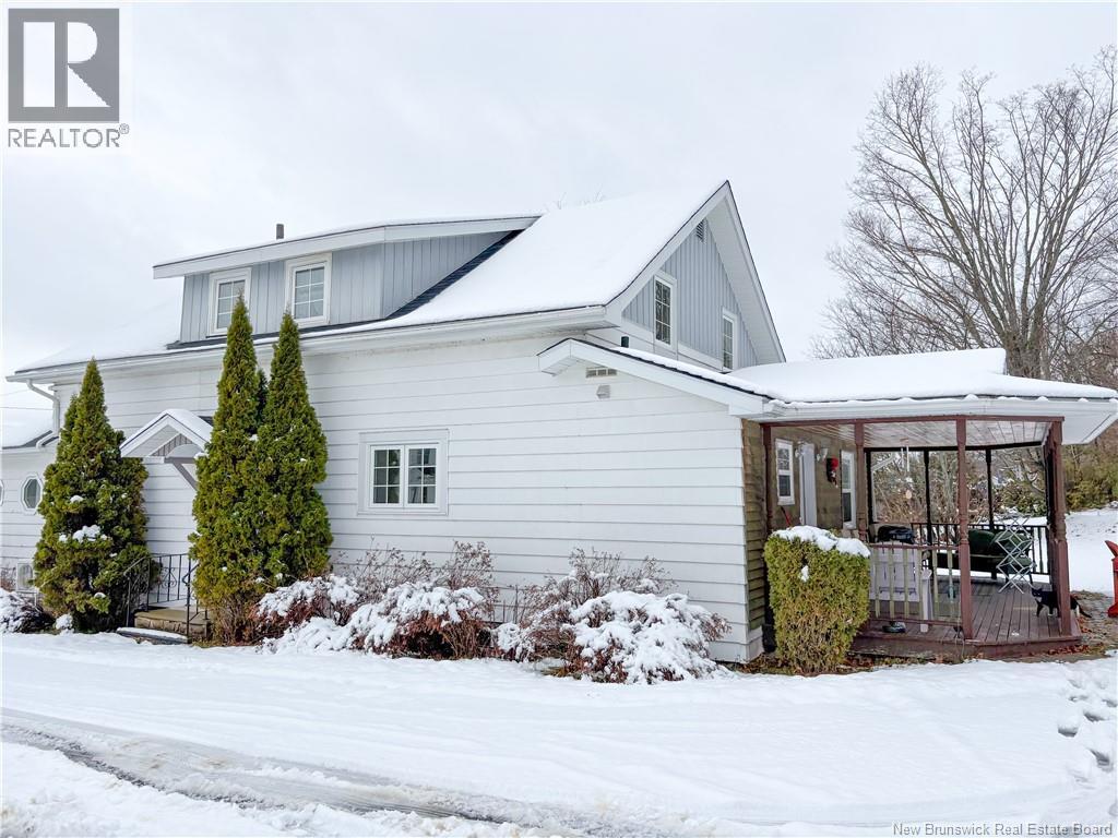58 High Street, Hartland, New Brunswick  E7P 2L2 - Photo 5 - NB130255