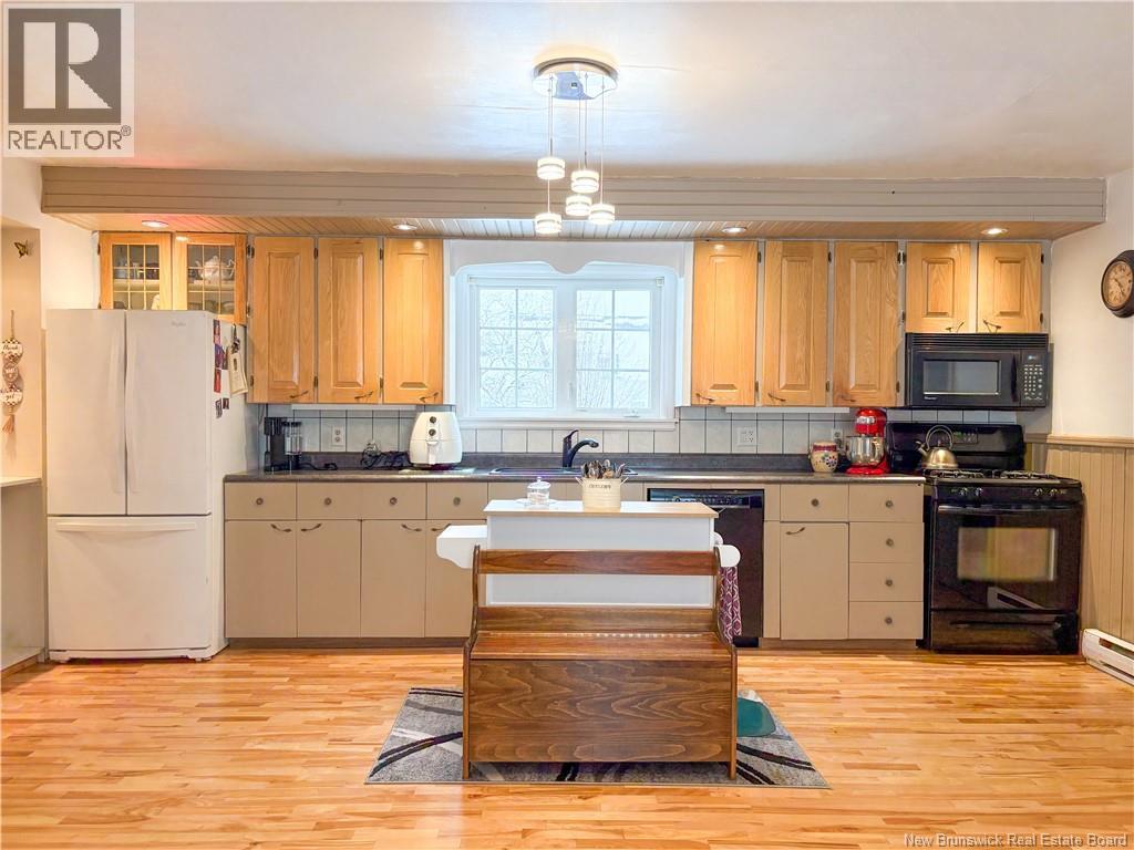 58 High Street, Hartland, New Brunswick  E7P 2L2 - Photo 11 - NB130255