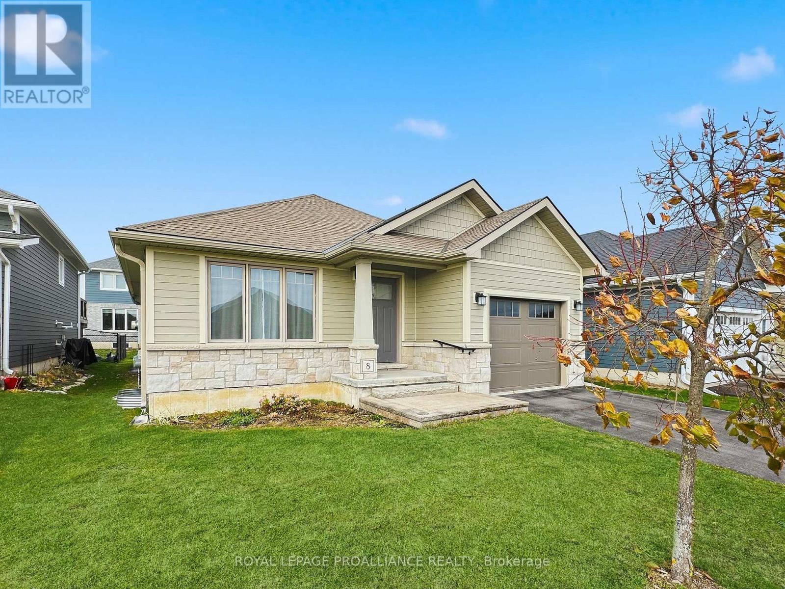 8 Tessa Boulevard, Belleville, Ontario  K8N 4Z5 - Photo 2 - X12551954