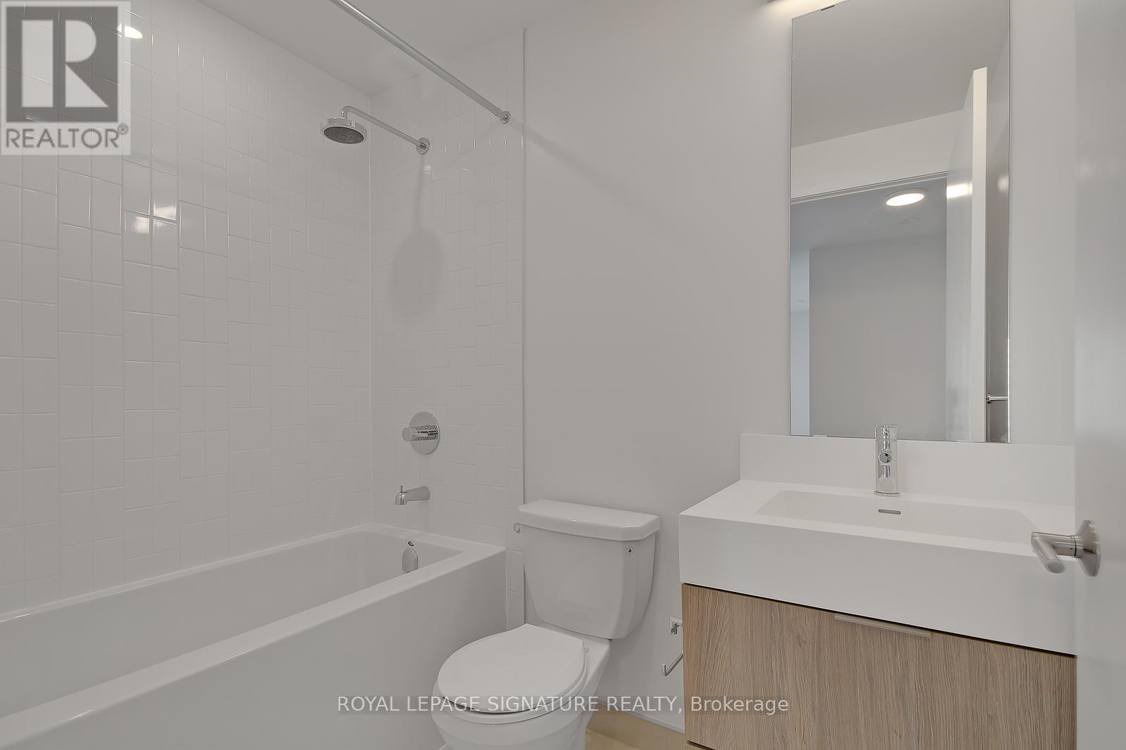 609 - 130 River Street, Toronto, Ontario  M5A 3P7 - Photo 4 - C12553834