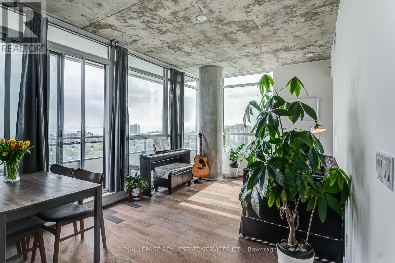 1908 - 20 Minowan Miikan Lane, Toronto, Ontario  M6J 0E5 - Photo 11 - C12553846