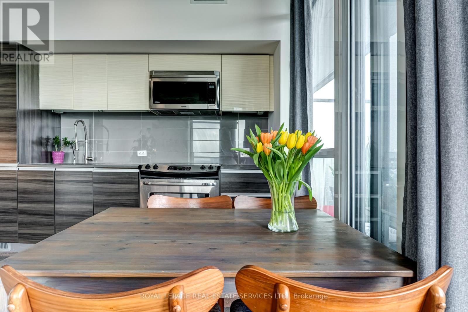 1908 - 20 Minowan Miikan Lane, Toronto, Ontario  M6J 0E5 - Photo 15 - C12553846