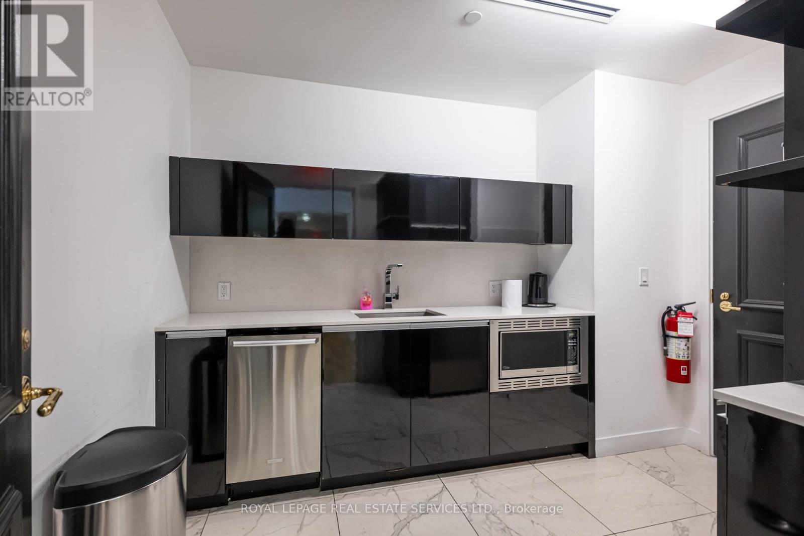 1908 - 20 Minowan Miikan Lane, Toronto, Ontario  M6J 0E5 - Photo 41 - C12553846