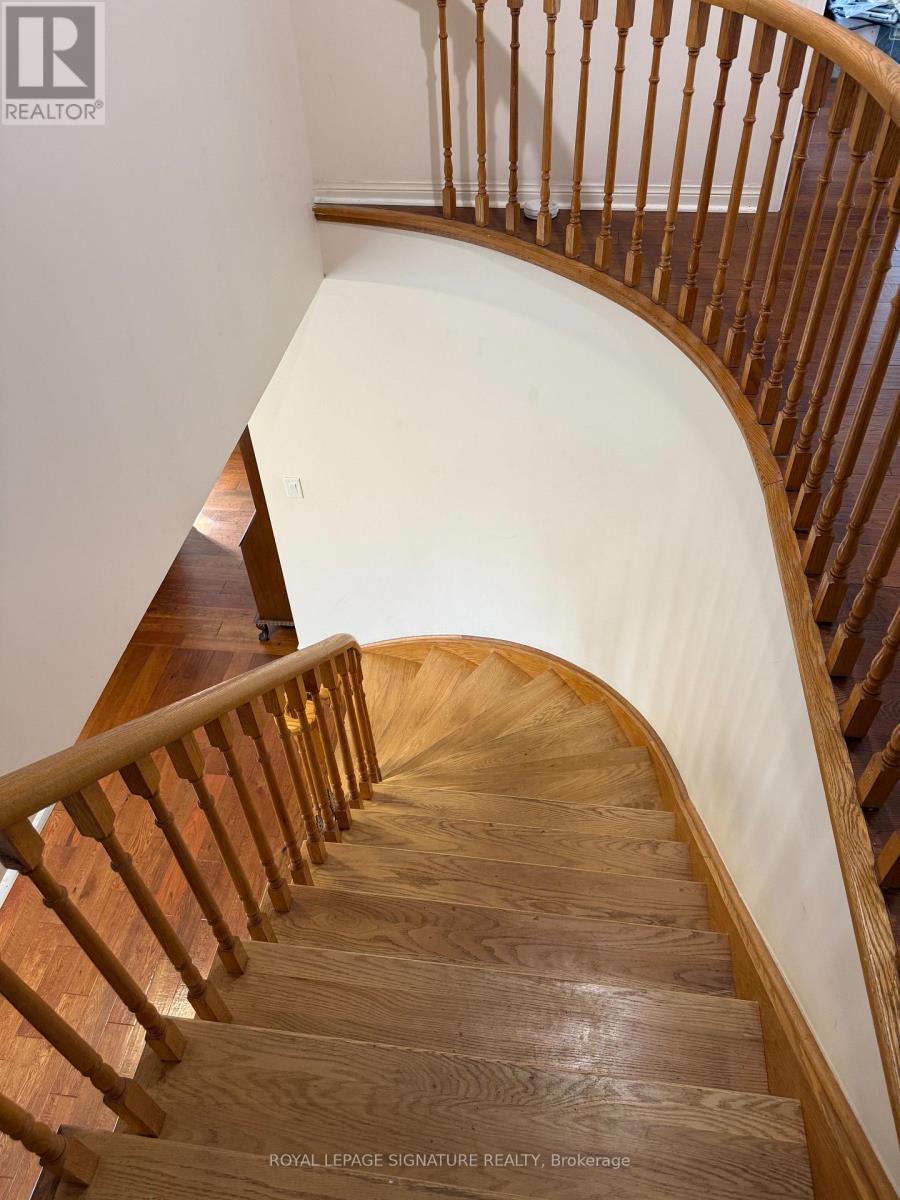 10 Teagarden Court, Toronto, Ontario  M2N 5Z9 - Photo 12 - C12553874