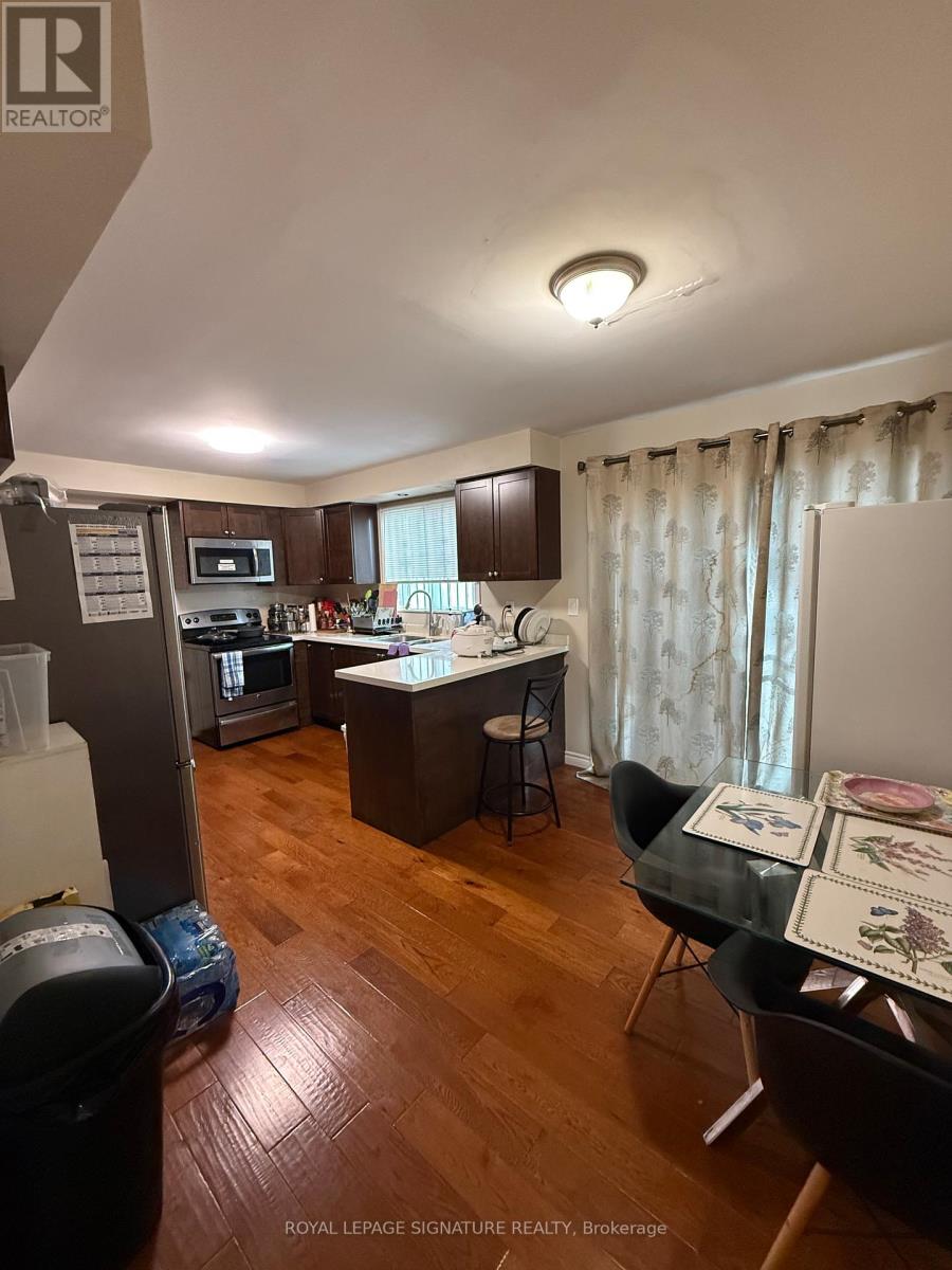 10 Teagarden Court, Toronto, Ontario  M2N 5Z9 - Photo 4 - C12553874