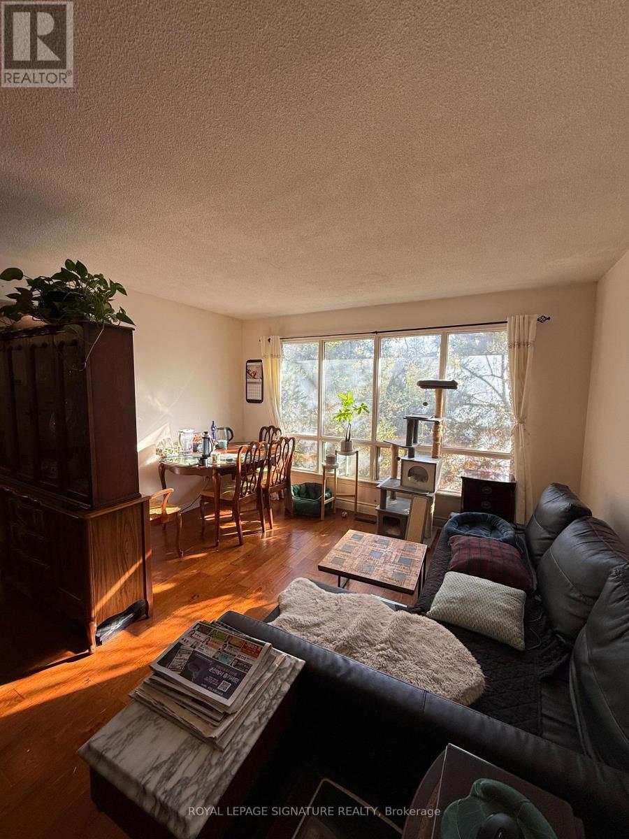 10 Teagarden Court, Toronto, Ontario  M2N 5Z9 - Photo 6 - C12553874