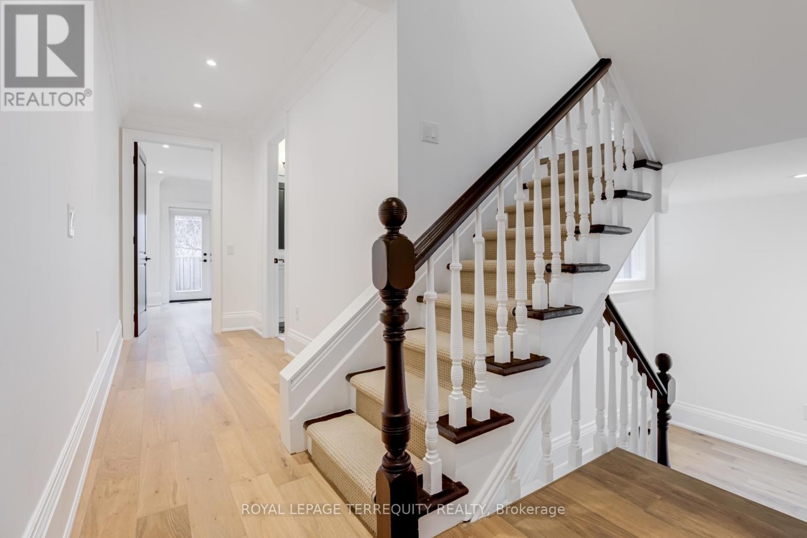 5 Aberdeen Avenue, Toronto, Ontario  M4X 1A1 - Photo 18 - C12553910