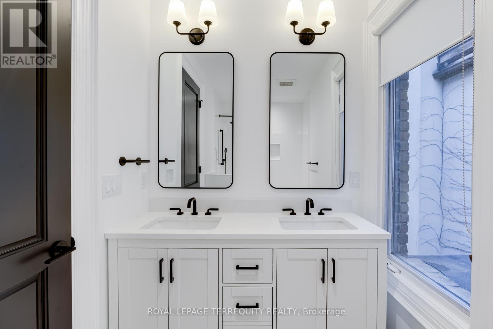 5 Aberdeen Avenue, Toronto, Ontario  M4X 1A1 - Photo 21 - C12553910