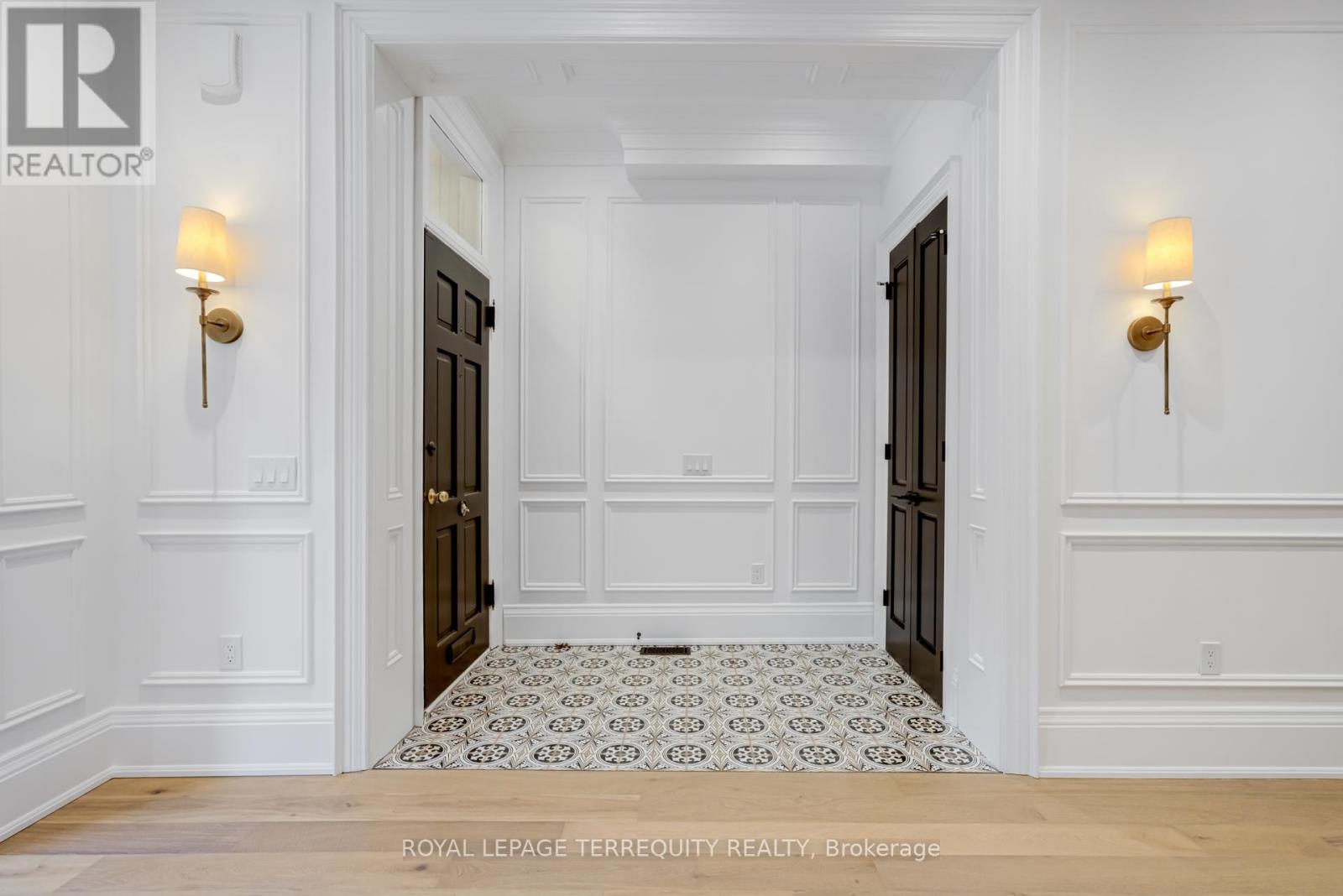 5 Aberdeen Avenue, Toronto, Ontario  M4X 1A1 - Photo 4 - C12553910