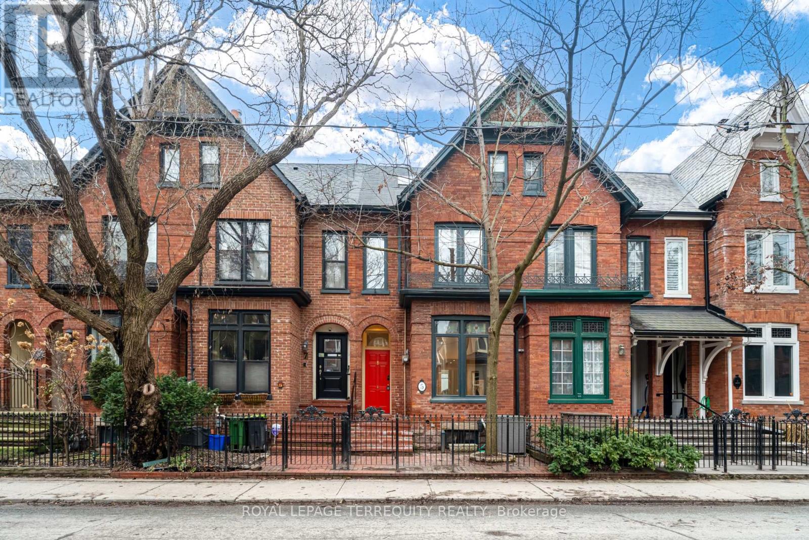 5 Aberdeen Avenue, Toronto, Ontario  M4X 1A1 - Photo 44 - C12553910