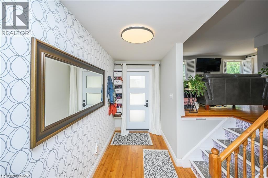 551 Chamberlain Road Unit# Upper, Burlington, Ontario  L7L 2V2 - Photo 4 - 40788765