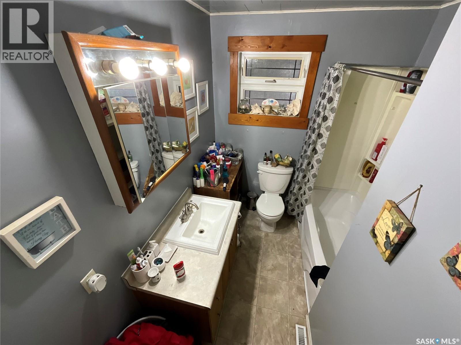 275 Central Avenue, Fort Qu'appelle, Saskatchewan  S0G 1S0 - Photo 14 - SK024233